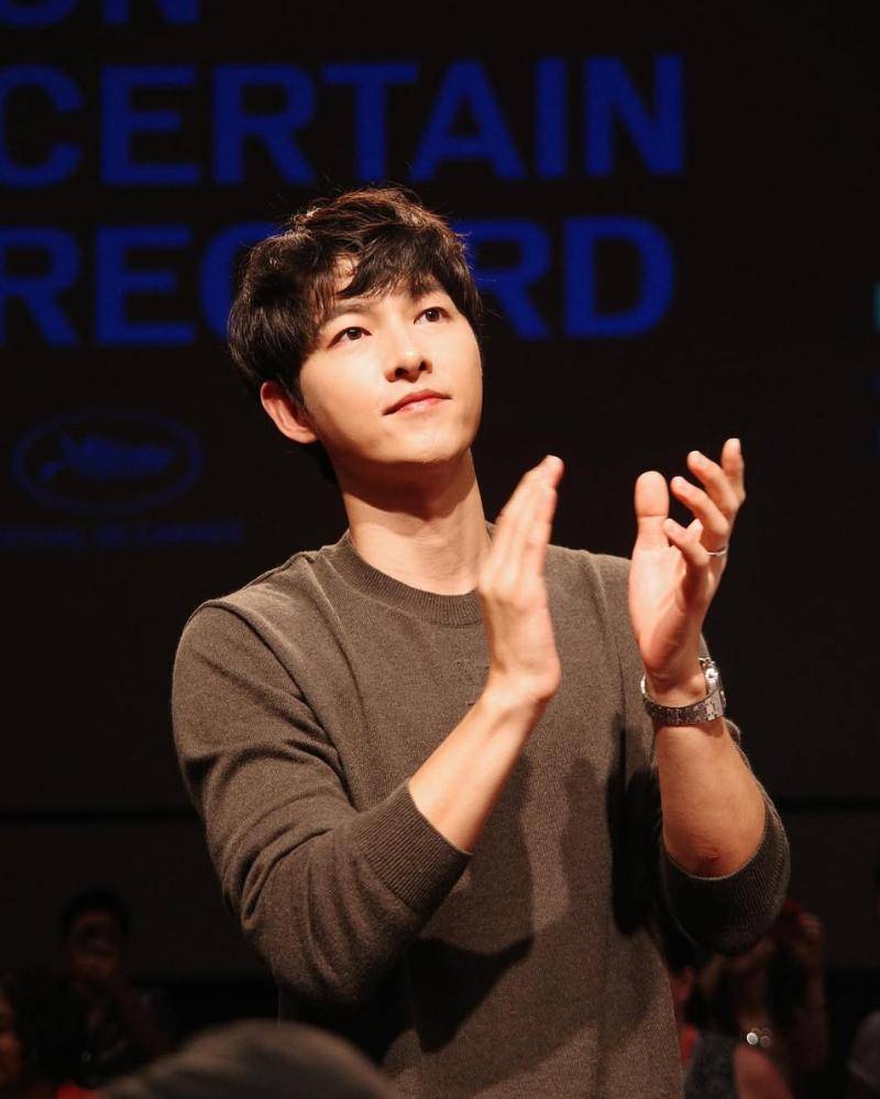 Instagram/hi_songjoongki